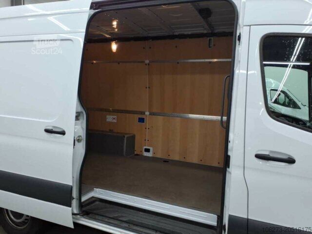 Vans ar augstu jumtu Mercedes-Benz Sprinter 317 CDI,3665mm,Automatik,Kamera