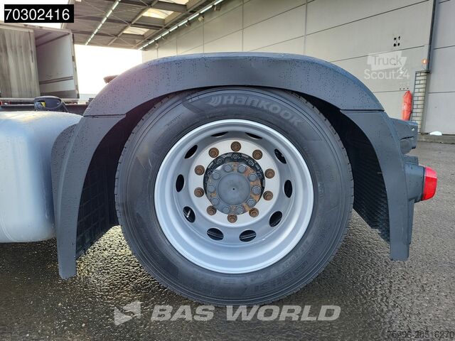 Volume SCM Mercedes Actros 1845 4X2 GigaSpace Mega Retarder 2x Tank...