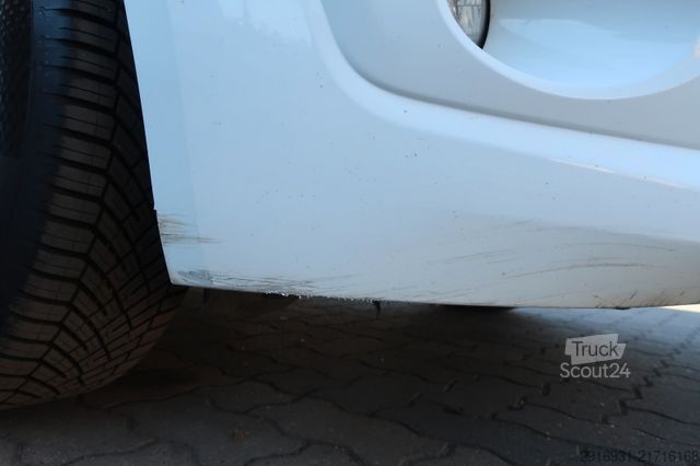 Slēgtais furgons FORD Transit Connect Kasten Trend/Klima/AHK/ATM