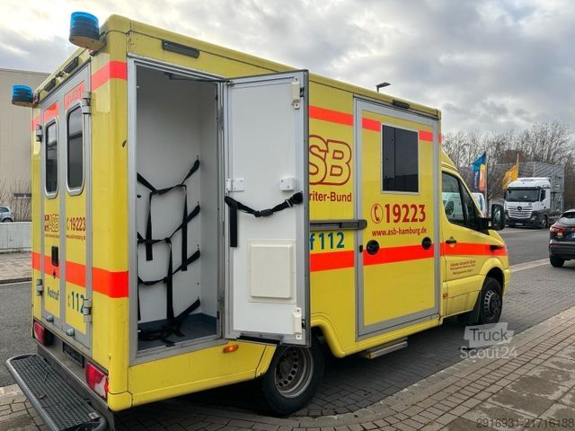 Camion de pompiers MERCEDES-BENZ Sprinter II 516 CDI / Klima / Automatik / RTW