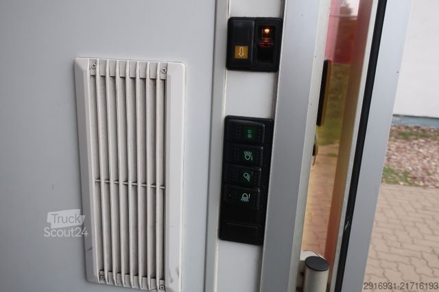 Feuerwehrfahrzeug MERCEDES-BENZ Sprinter RTW 519CDI 1.Hand/ Navi / Fzg Nr: A79