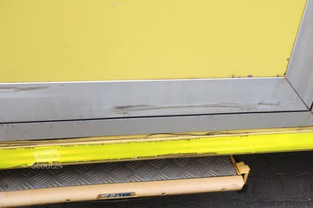 Feuerwehrfahrzeug MERCEDES-BENZ Sprinter RTW 519CDI 1.Hand/ Navi / Fzg Nr: A79