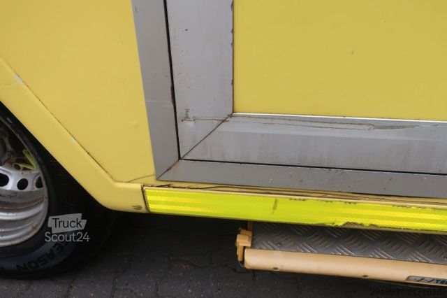 Feuerwehrfahrzeug MERCEDES-BENZ Sprinter RTW 519CDI 1.Hand/ Navi / Fzg Nr: A79