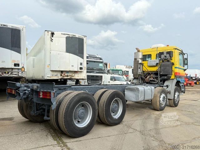Chassi de caminhão MERCEDES-BENZ Actros 4140 V6 8X4 Chassis Spring/Spring Manual
