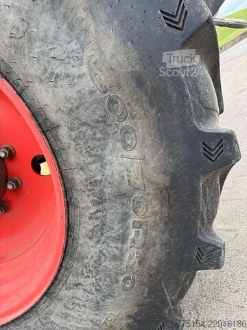  Fendt 826 Vario SCR Profi, FH + FZW