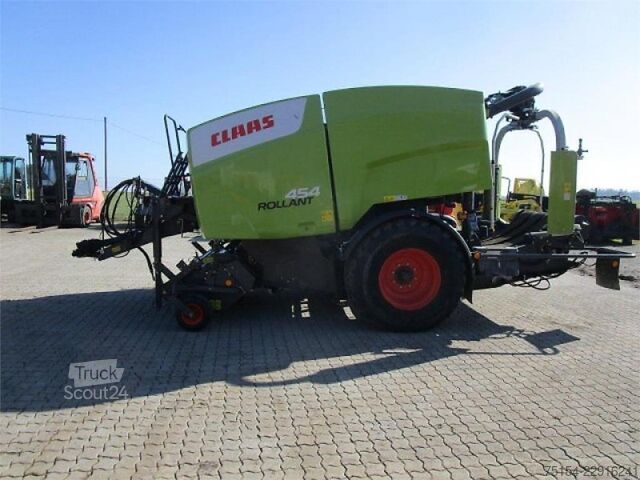  CLAAS Rollant 454