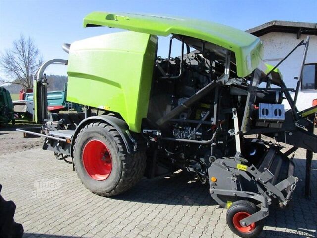  CLAAS Rollant 454