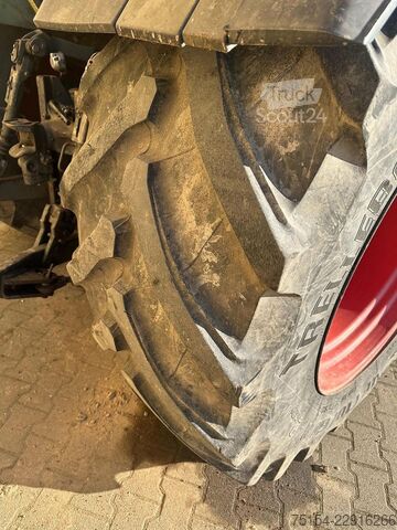  Fendt 820 TMS Vario