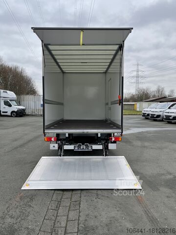 Transporteur avec valise Renault Master Koffer LBW 2400 Hoch