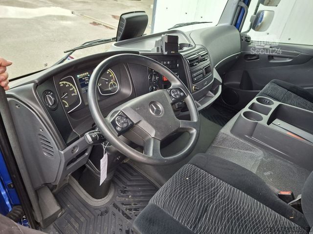 Furgone centinato MERCEDES-BENZ 823 L Atego 1 Liege Klima Alu-Einstecklatten