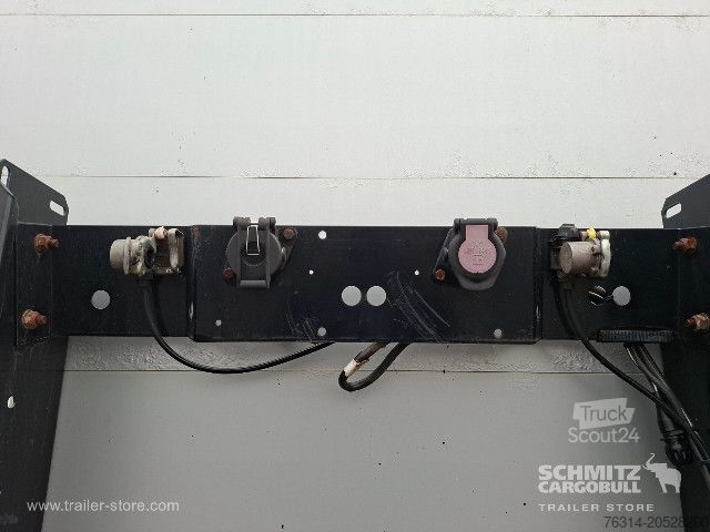 Open semitrailer with tarp Kögel Curtainsider Mega