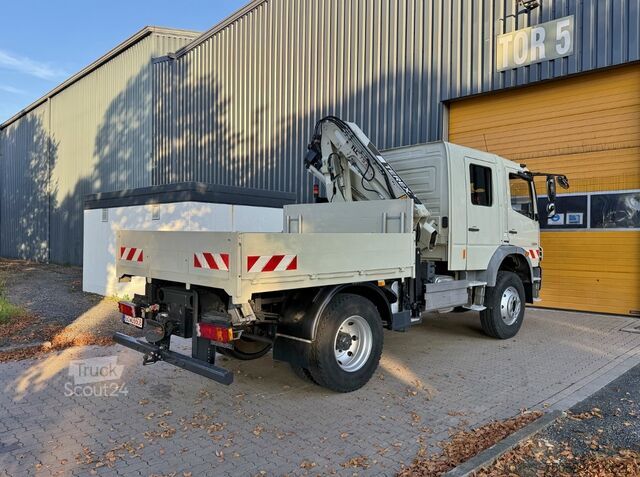 رافعة مثبتة على شاحنة  Atego 1324 - DoKa - Kran - 148 TKm