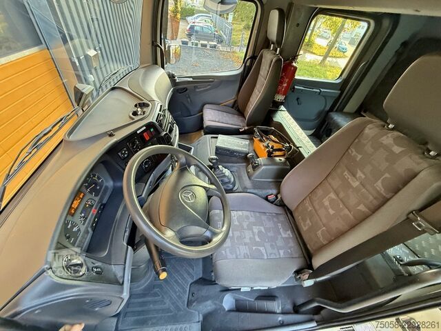 رافعة مثبتة على شاحنة  Atego 1324 - DoKa - Kran - 148 TKm