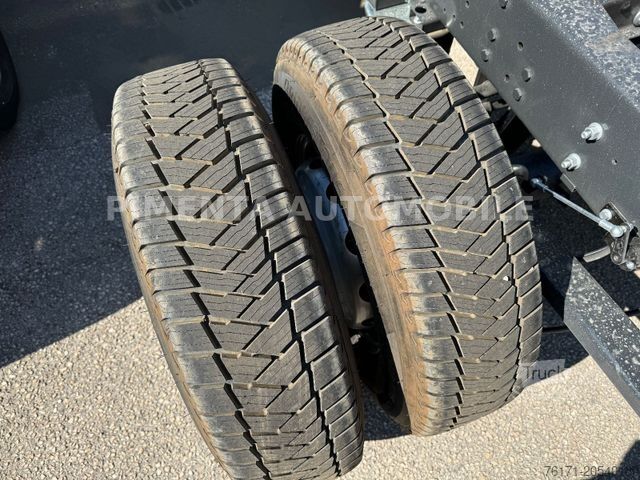 Bestelwagenchassis IVECO Daily 50C18A8P 3,5to CHASSIS LUFTFE KLIMA LED