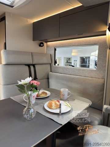 Camping-car semi-intégré LMC Cruiser 740 EL TV SAT Truma 6D Markise