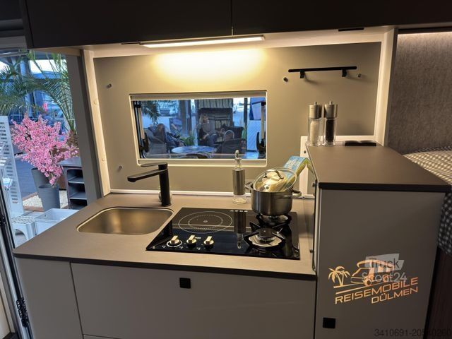 Camping-car semi-intégré LMC Cruiser 740 EL TV SAT Truma 6D Markise