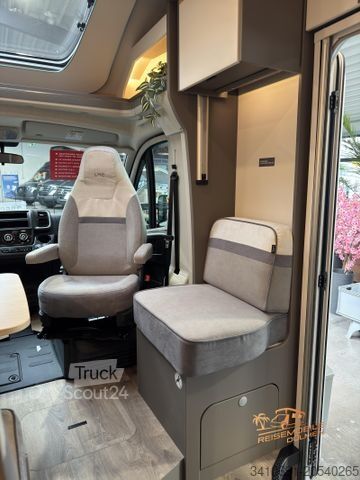 Semi-integrated camper LMC Tourer Lift H 730 G Tourer Paket RFK Zusatbett