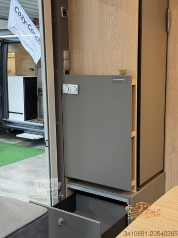 Semi-integrated camper LMC Tourer Lift H 730 G Tourer Paket RFK Zusatbett