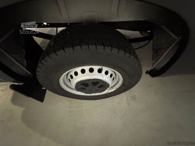 Skåpbil IVECO Daily 35S16 Kastenwagen *Klima*2 stück auf Lager