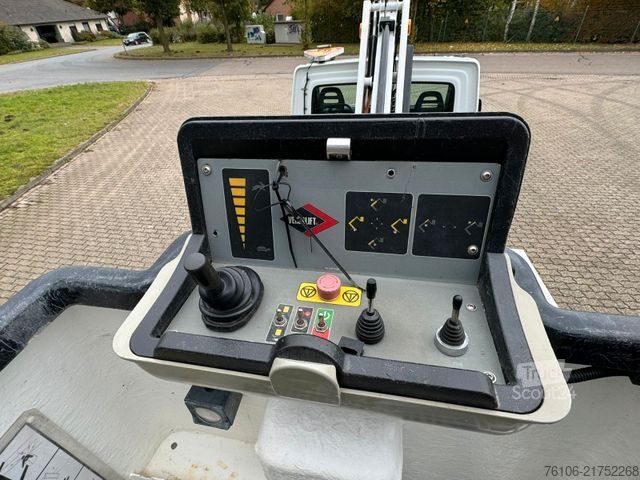 Nákladní pracovní plošina IVECO Daily 35S14 Hubarbeitsbühne Versalift 11,2 Meter