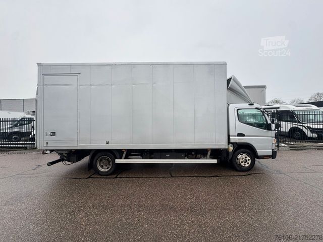Skåpbil FUSO Canter 7C18 Koffer mit Ladebordwand *Klima*