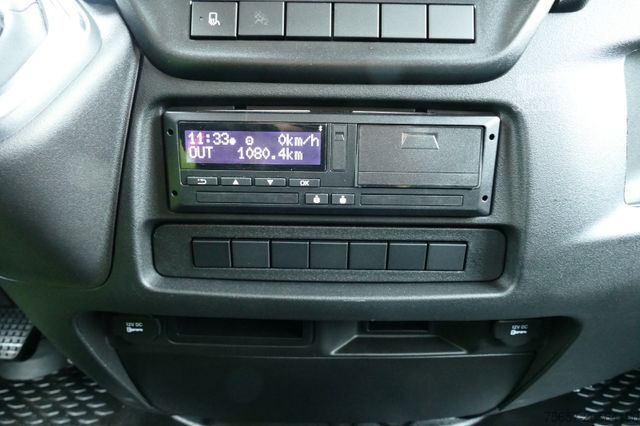 Самосвален ван IVECO DoKa mit ALU- Dreiseitenkipper