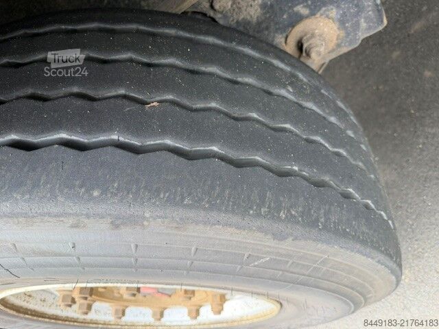 стандартний тягач Mercedes-Benz 1851 LS 4x2 F 13 Actros