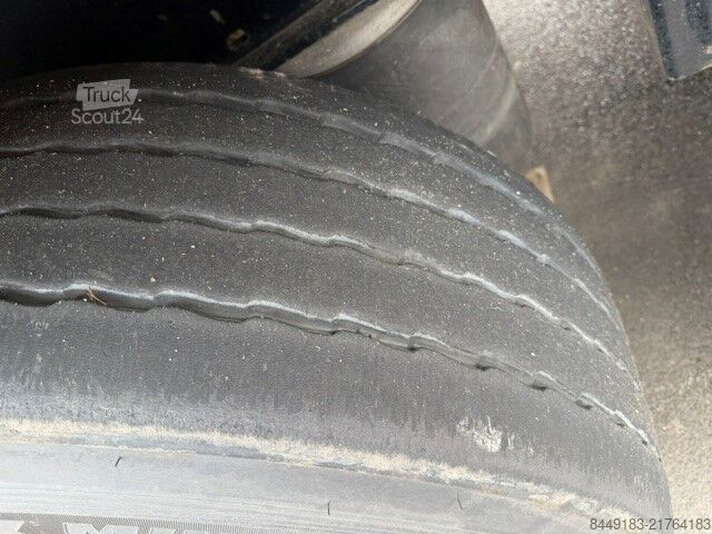 стандартний тягач Mercedes-Benz 1851 LS 4x2 F 13 Actros