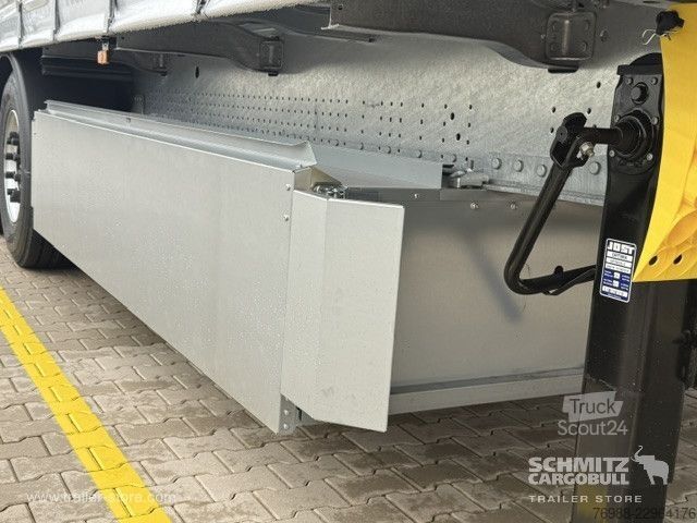 Öppen semitrailer med kapell Schmitz Cargobull Curtainsider Standard