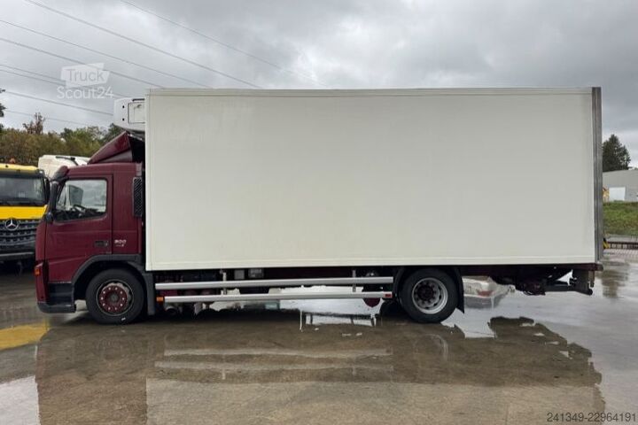 Kylbil VOLVO FM-300 4x2 Carrier 850 Supra