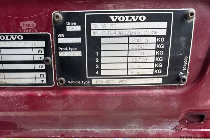 Kylbil VOLVO FM-300 4x2 Carrier 850 Supra