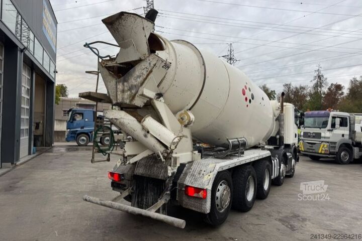 Betongblandarbilar SCANIA G490 10x4 Liebherr 12m3