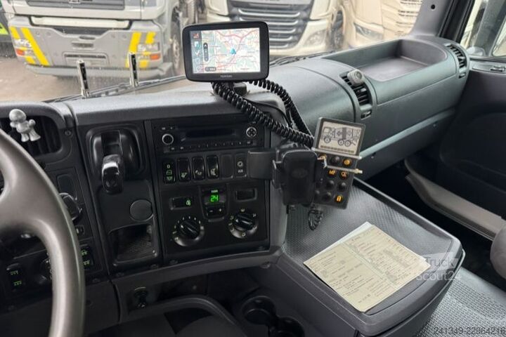 Betongblandarbilar SCANIA G490 10x4 Liebherr 12m3