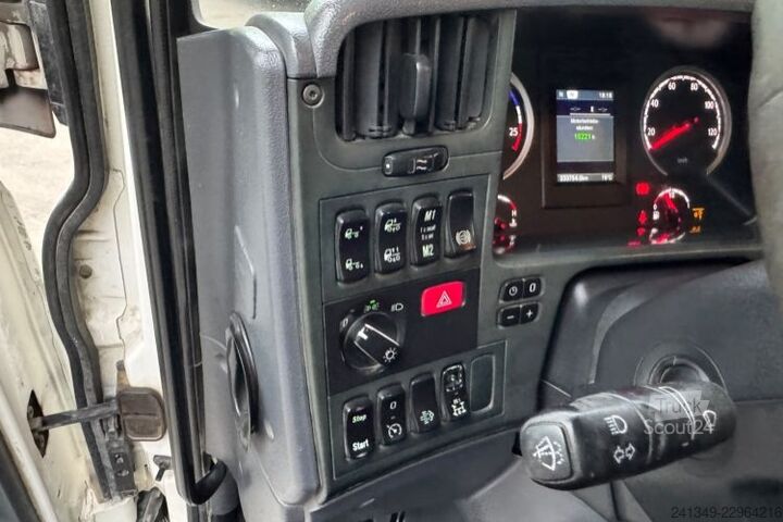 Betongblandarbilar SCANIA G490 10x4 Liebherr 12m3