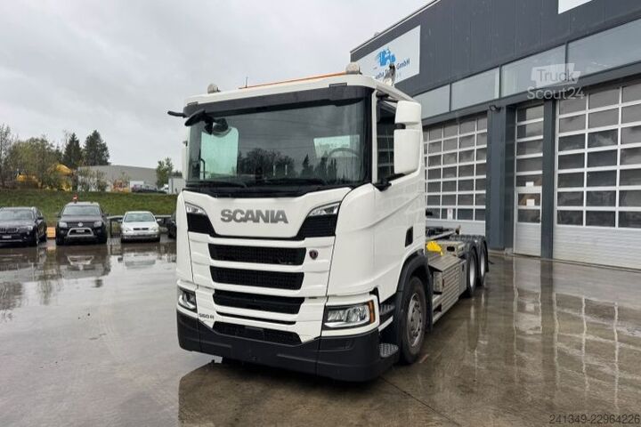 Kroklastbil SCANIA R560 6x4 Boogie Moser AHK