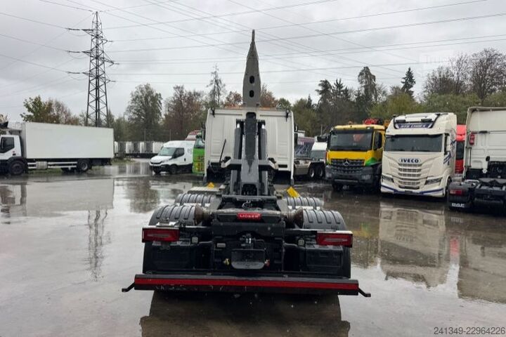 Kroklastbil SCANIA R560 6x4 Boogie Moser AHK