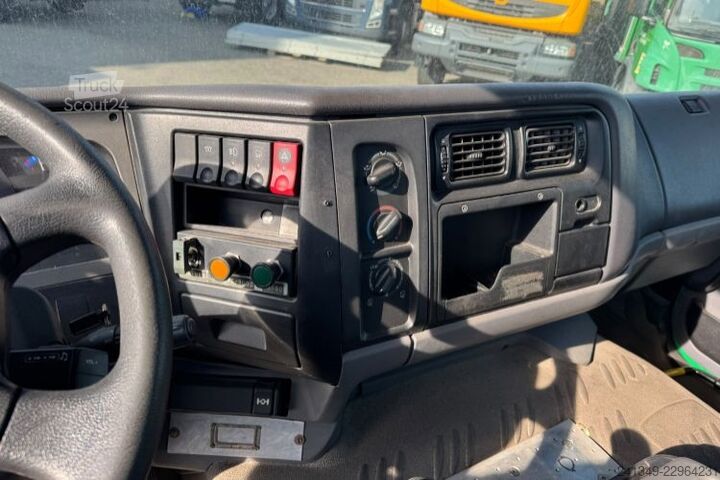 Lastbilchassi RENAULT Premium 370 4x2