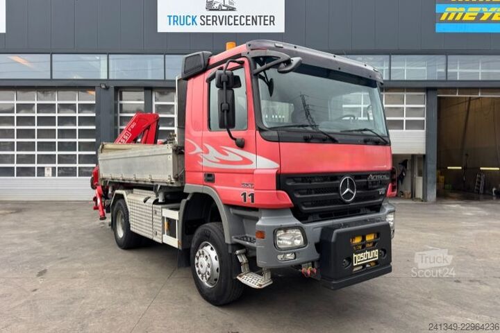 Tippbil MERCEDES-BENZ Actros 2050 V8 4x4