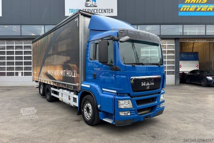 Flaklastbil med kapell MAN TGS 26.440 6x2