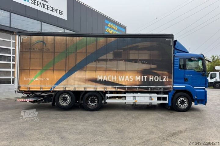 Flaklastbil med kapell MAN TGS 26.440 6x2