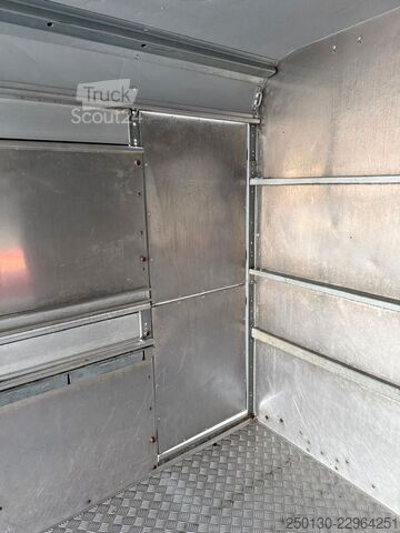 Hästtransportsläp IFOR WILLIAMS SB 2 TA35 PKW Tandem Viehanhänger
