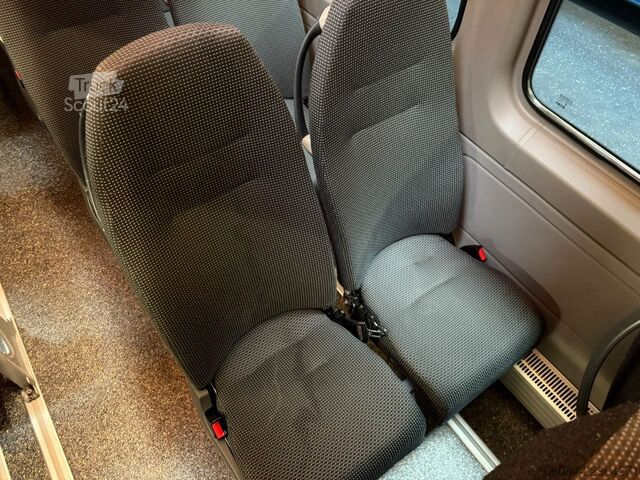 Minibussi MERCEDES-BENZ Sprinter 316 Transfer 34 EvoBus 16+1 Klima STHZ