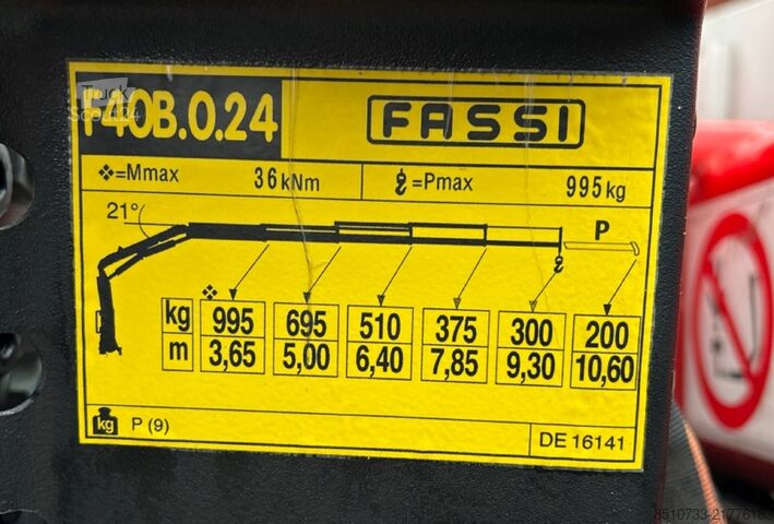 Truck-mounted crane van Iveco Daily 35-160 3,5t Fassi Crane Krane