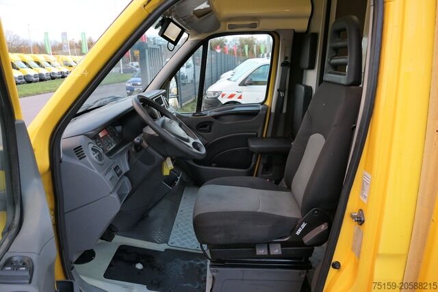 Кутиевиден ван iveco Daily 35 S11 C30C AUTOMATIK KAMERA Regale LUFT DURCHGANG EURO-5 CoC