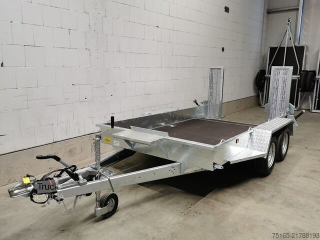 Transportadores de maquinaria y remolques para excavadoras Variant 3516 B3 Maschinentransporter