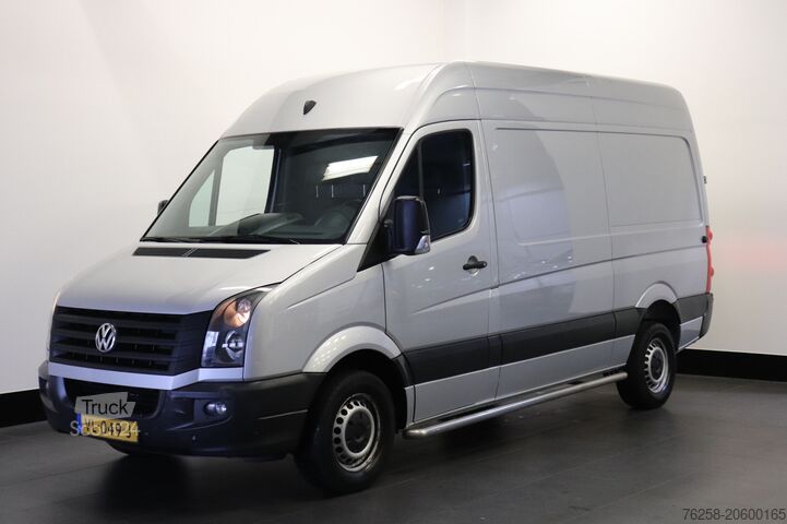 Фургон с ящиками Volkswagen Crafter 2.0 TDI 136PK L2H2 - Airco - Cruise - C...