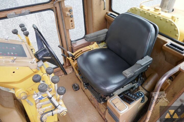 Niveladora Caterpillar 130G