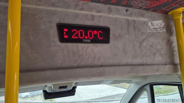 Kleinbus Opel Movano Bürgerbus Lagerfahrzeug Stock