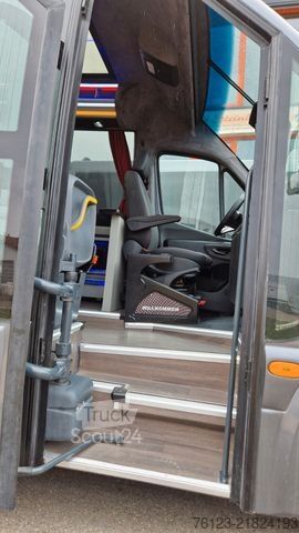 Miniautocarro MERCEDES-BENZ 519 und 517 Glasdach XXL  20 Sitze Lord Exclisiv