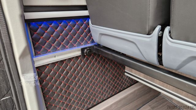 Miniautocarro MERCEDES-BENZ 519 und 517 Glasdach XXL  20 Sitze Lord Exclisiv